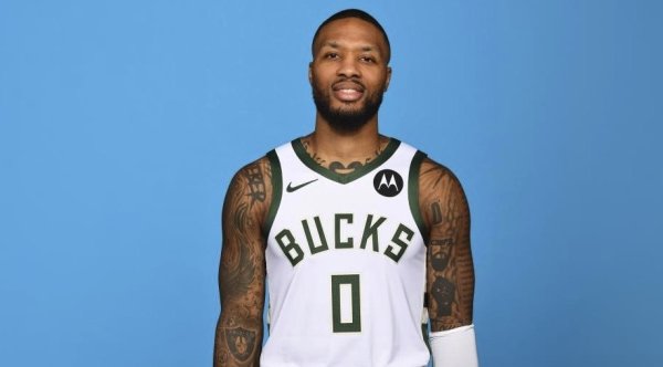 Damian Lillard partners with Portland State University to create the Damian Lillard Scholarship for East Bay High Schools
